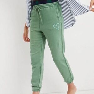 Aerie green jogger sweatpants with heart detail